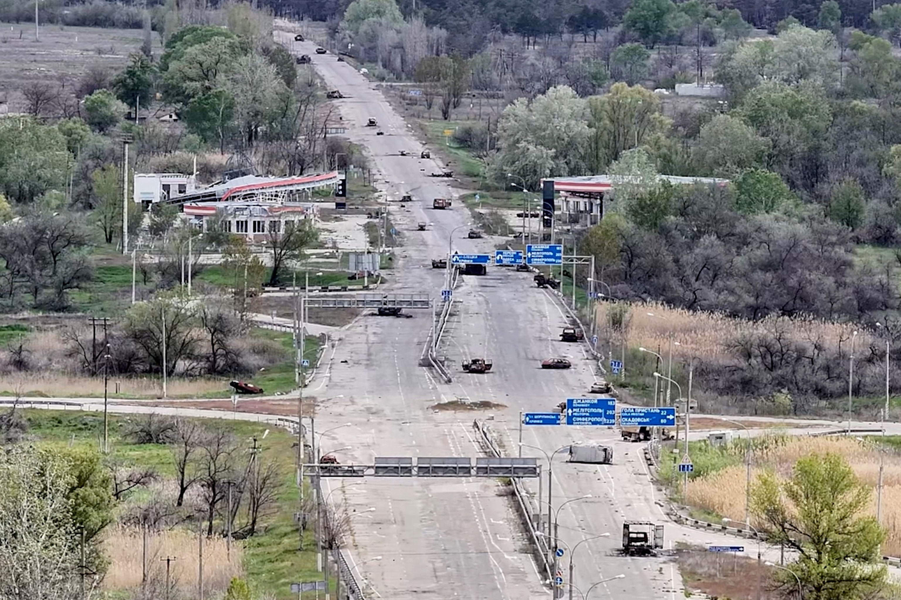 In this undated image from video provided by the Ukrainian 34th Separate Marine Brigade "Borysfen" on Sept. 30, 2026, destroyed cars are seen on a highway from the Russian-occupied city of Oleshky in the Kherson region of Ukraine.Ukrainian 34th Separate Marine Brigade "Borysfen" via AP