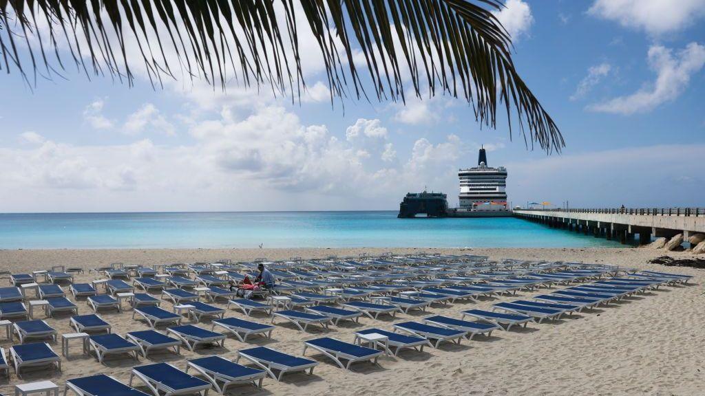 Image caption,The two children were rescued off the coast of Bimini, police in the Bahamas said