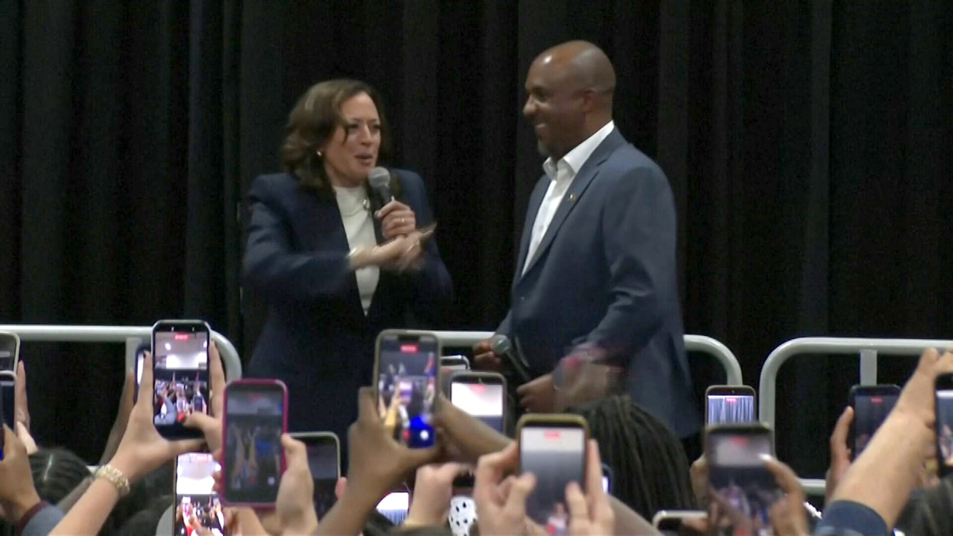 Former Vice President Kamala Harris campaigns for candidate Scott Colom in Mississippi, Oct. 22, 2026.AP Photo