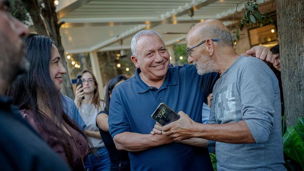 Image caption,Eisenkot's image as a "non-politician" has proved popular