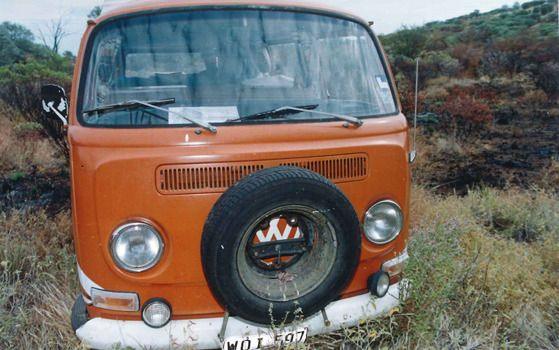 Image caption,The orange Volkswagen Kombi van driven by Joanne Lees and Peter Falconio