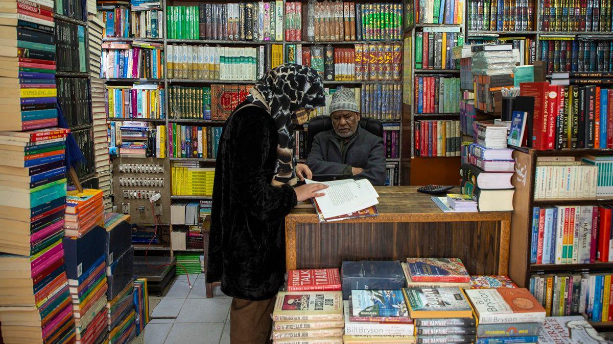 Image caption,Last February, police raided bookstores in Srinagar city and seized hundreds of books