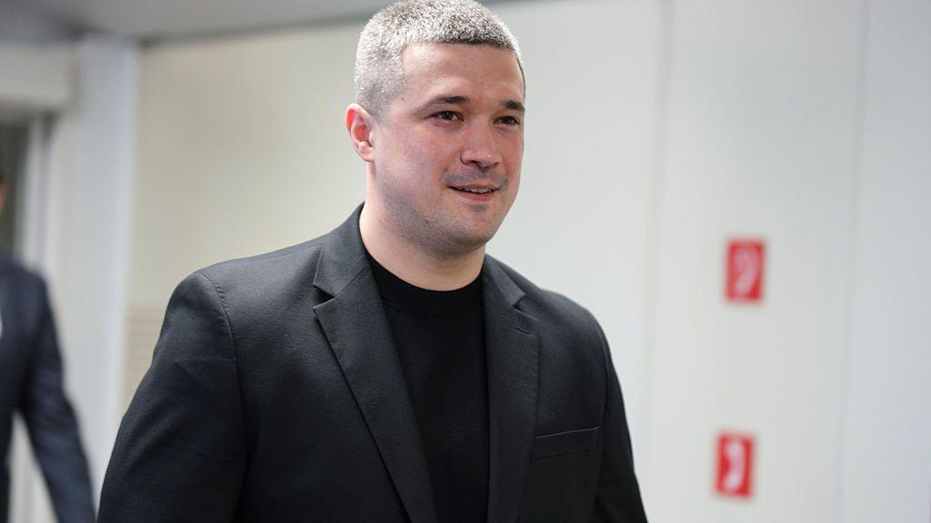Image caption,Before joining the government, Mykhailo Fedorov set up a volunteer "IT Army of Ukraine"