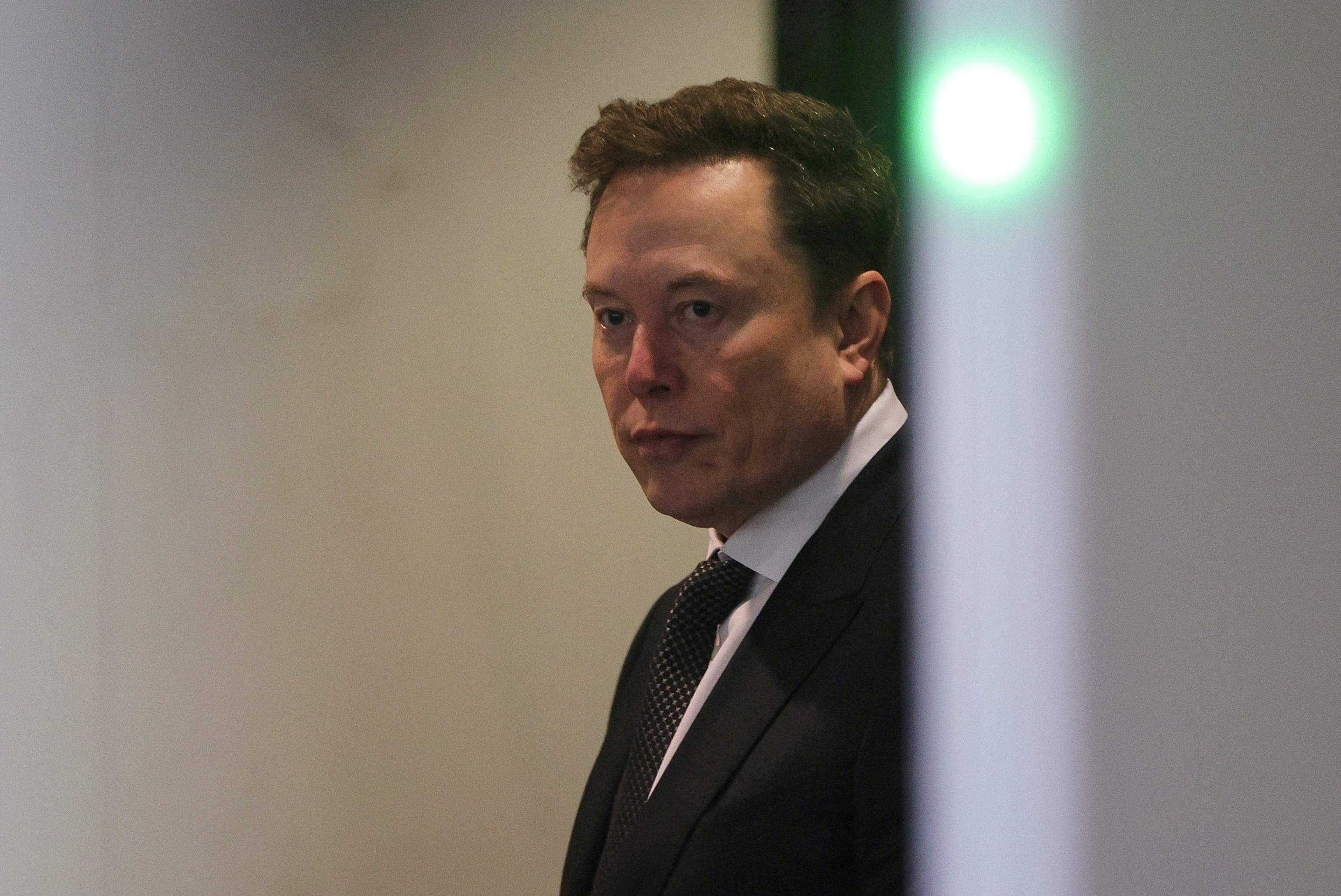 Elon Musk walks to attend the trial in his lawsuit over OpenAI for-profit conversion at a federal courthouse, in Oakland, Calif., April 29, 2026.Manuel Orbegozo/Reuters, FILE