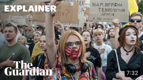Why Ukrainians are protesting against Zelenskyy’s dismissal of defence minister – video