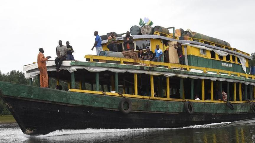 Image caption,A lot of Nigeria's passenger boats have been in use for many years