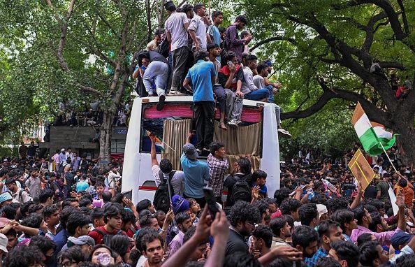 Image caption,The protest march began from Jantar Mantar, where thousands have been camping for weeks