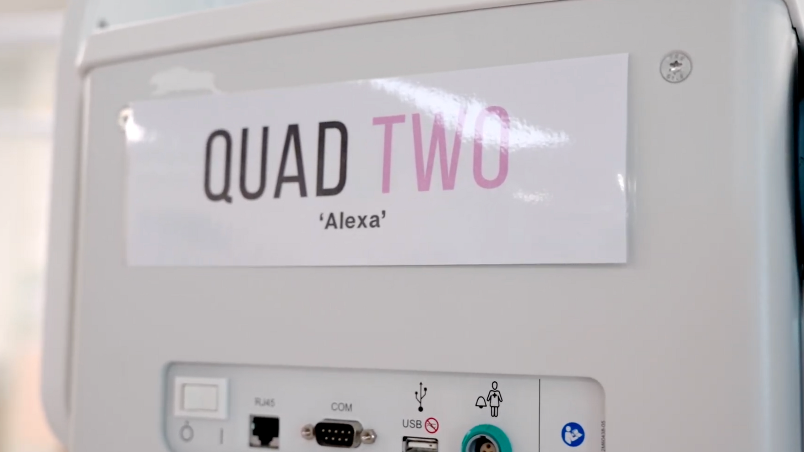 Image caption,One of the girls has been named after Dr Alexa Bendall, who cared for Na'amoana from the start of her pregnancy