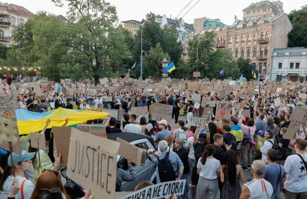 Image caption,Fedorov's removal triggered streets protests across Ukraine