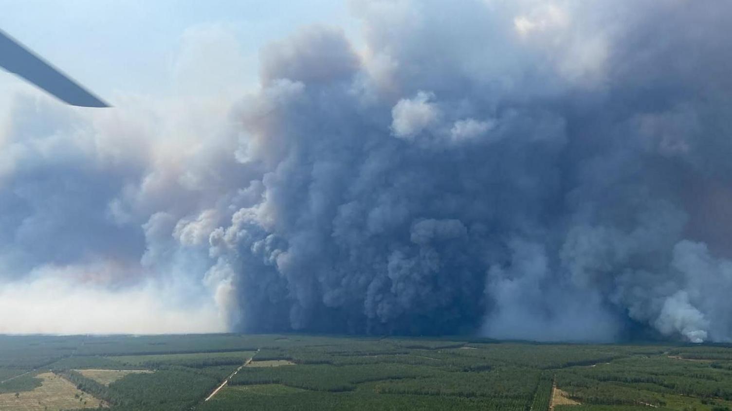 Image caption,French firefighters that blazes may have caused an unprecedented pyrocumulonimbus cloud