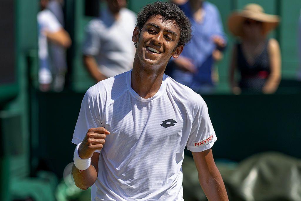 Image caption,Arnav Paparkar become the first Indian in 36 years to reach the under-18 Boys Singles quarter finals