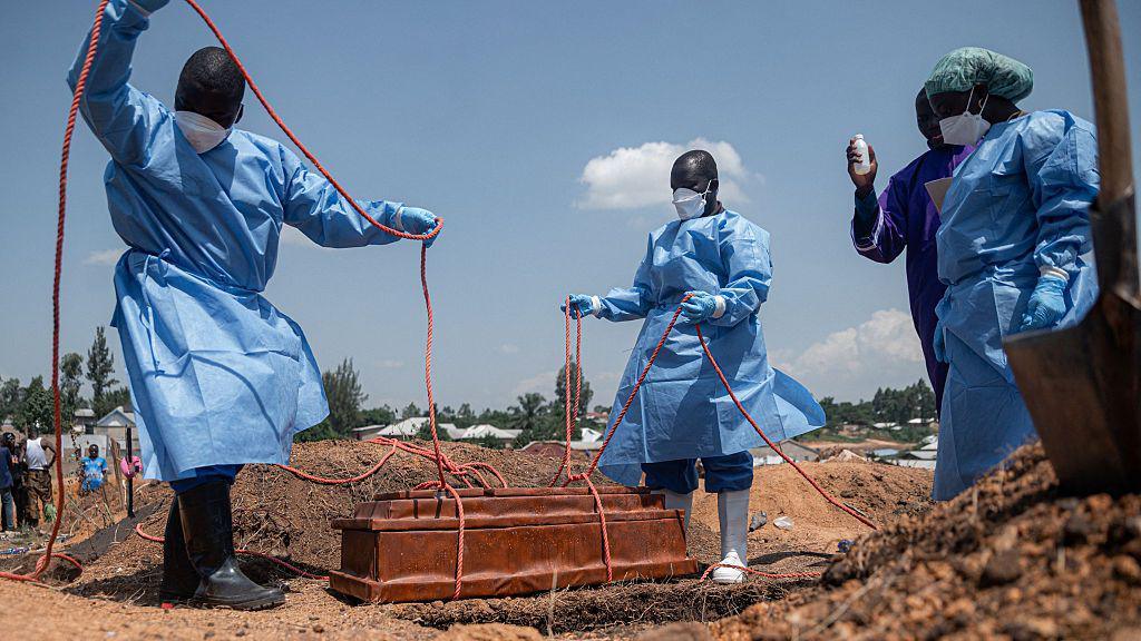 Image caption,Official data shows more than 1,500 people have died from Ebola in DR Congo