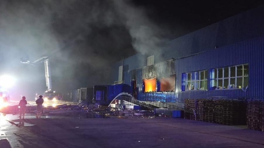 Image caption,Ukraine's major online retailer Rozetka said its largest warehouse was hit by Russian drones overnight