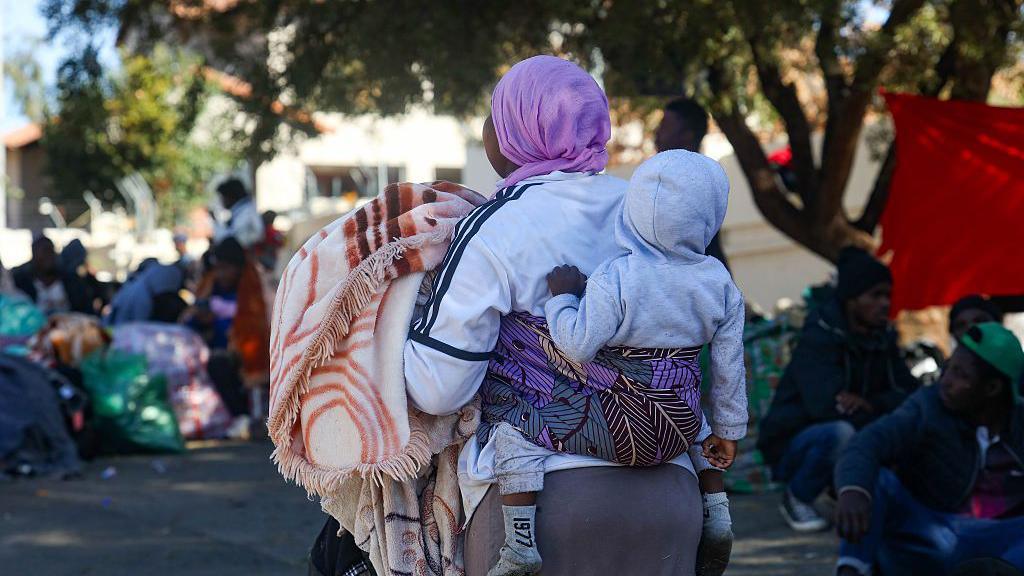 Image caption,As well as Ghana and Nigeria, Malawi also organised transport for its citizens to leave South Africa