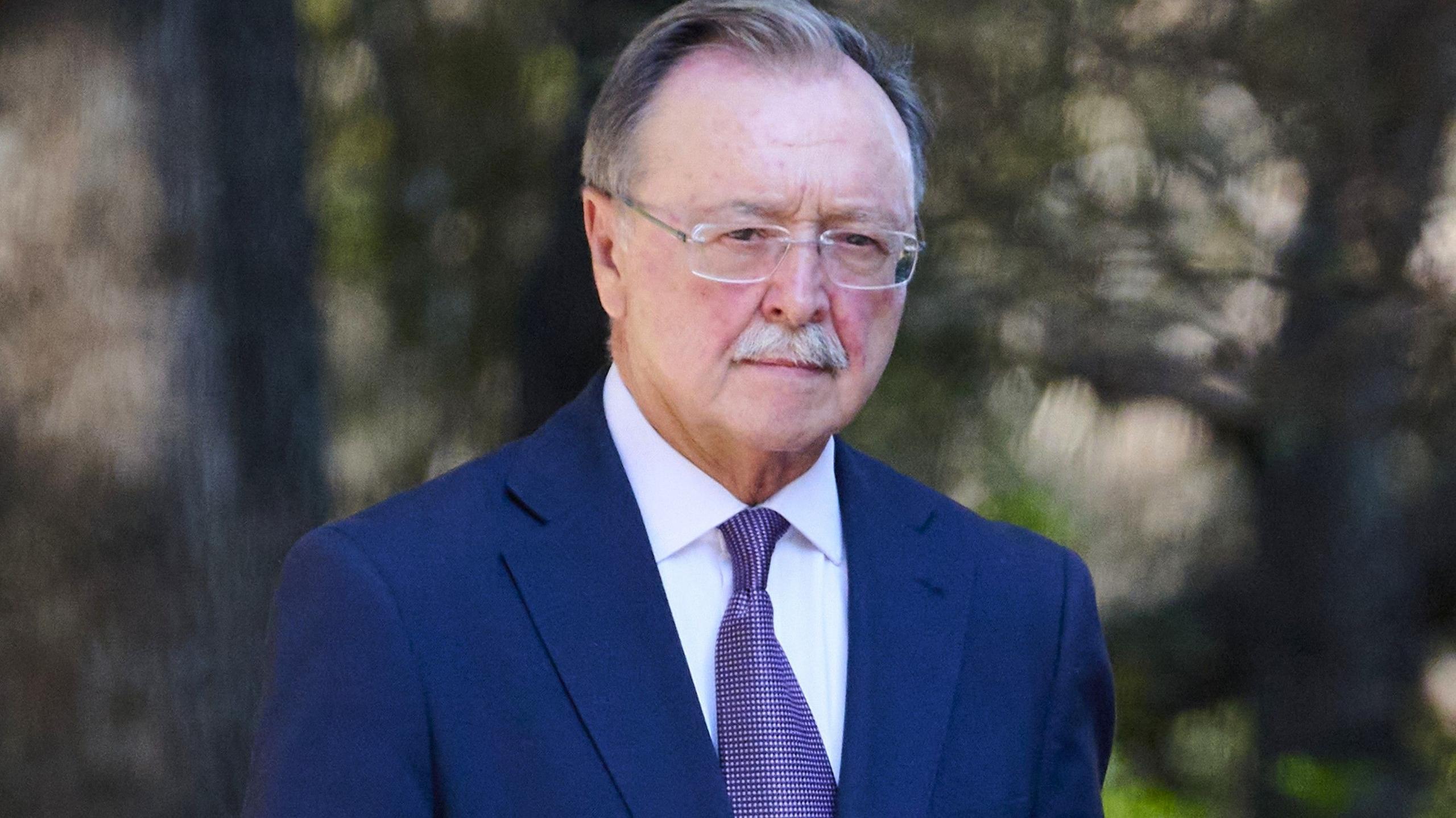 Image caption,Juan Jesús Vivas accused the Spanish government of ignoring the warning signs before the mass influx of migrants
