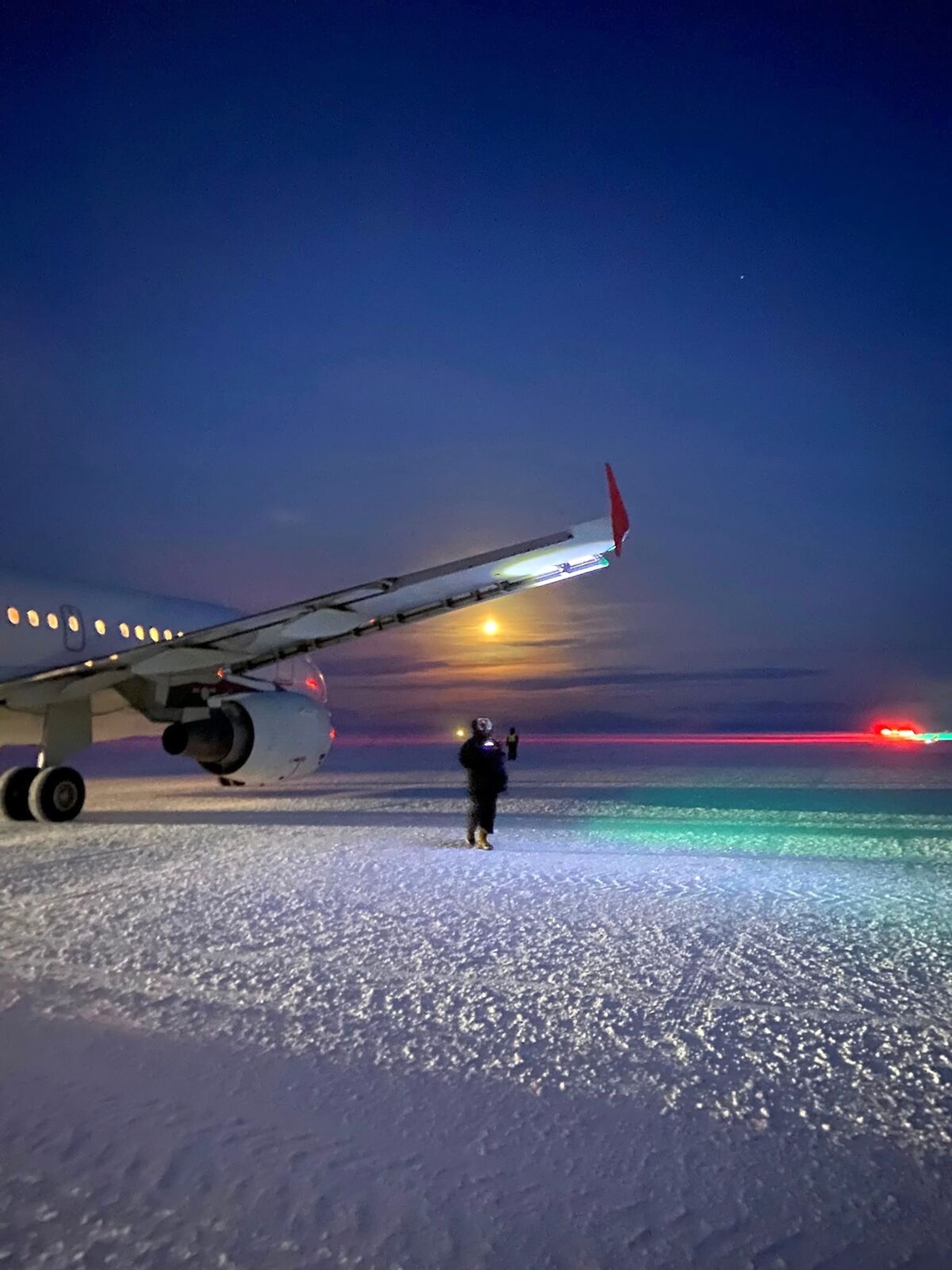 The Australian Antarctic Division and aviation partner Skytraders carry out a medical evacuation from Antarctica on July 31, 2026.Australian Government/Skytraders
