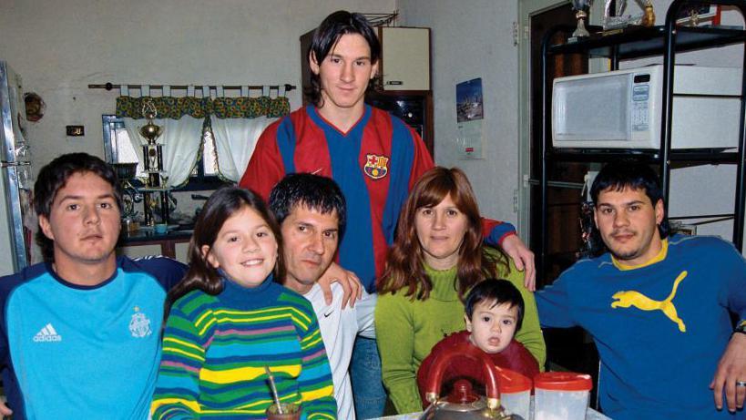 Image caption,Jorge Messi (seated centre) at home with his family in 2003