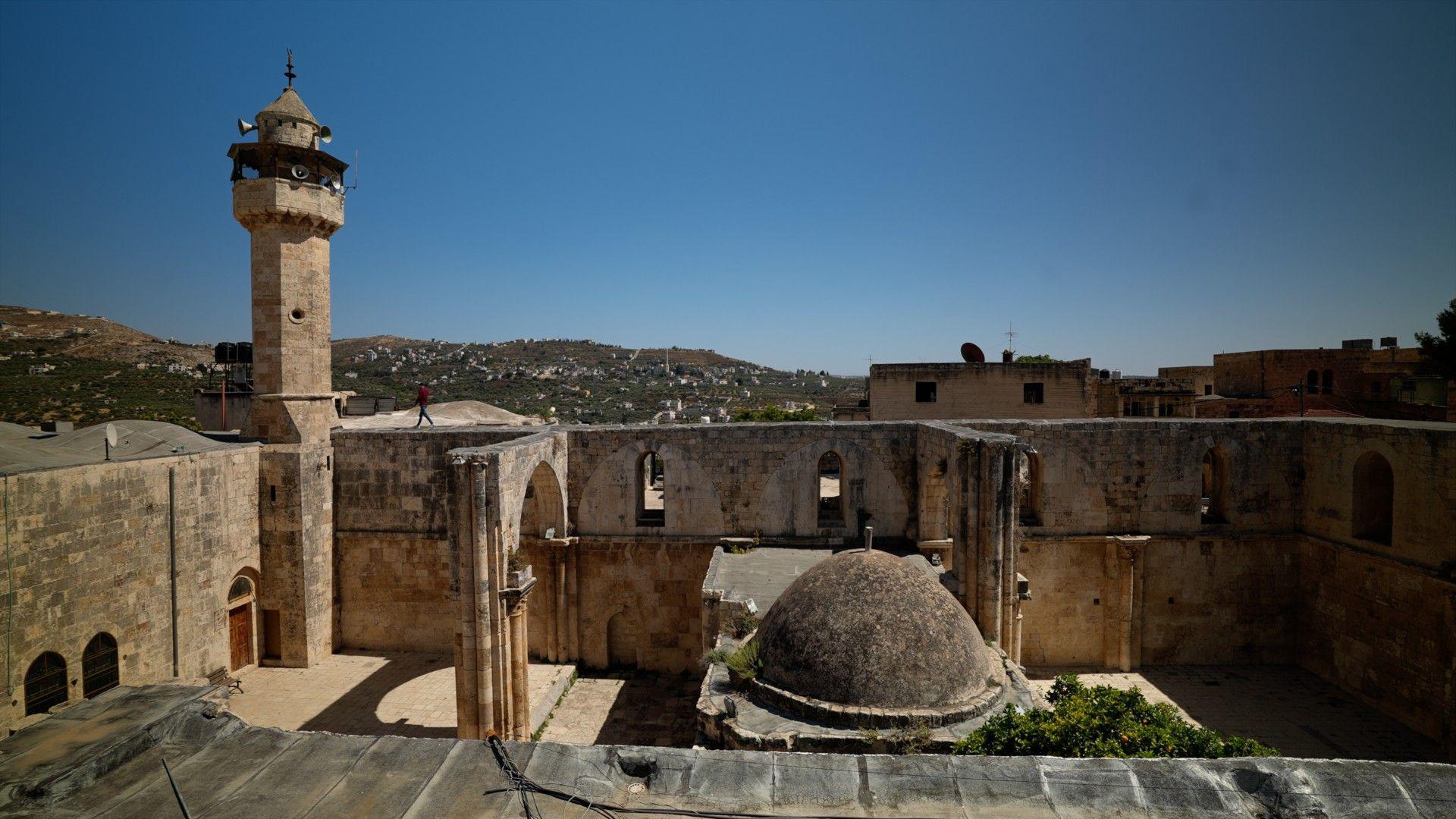 Image caption,The Cathedral of St John the Baptist/Mosque of Nabi Yahya is part of the Unesco-listed site