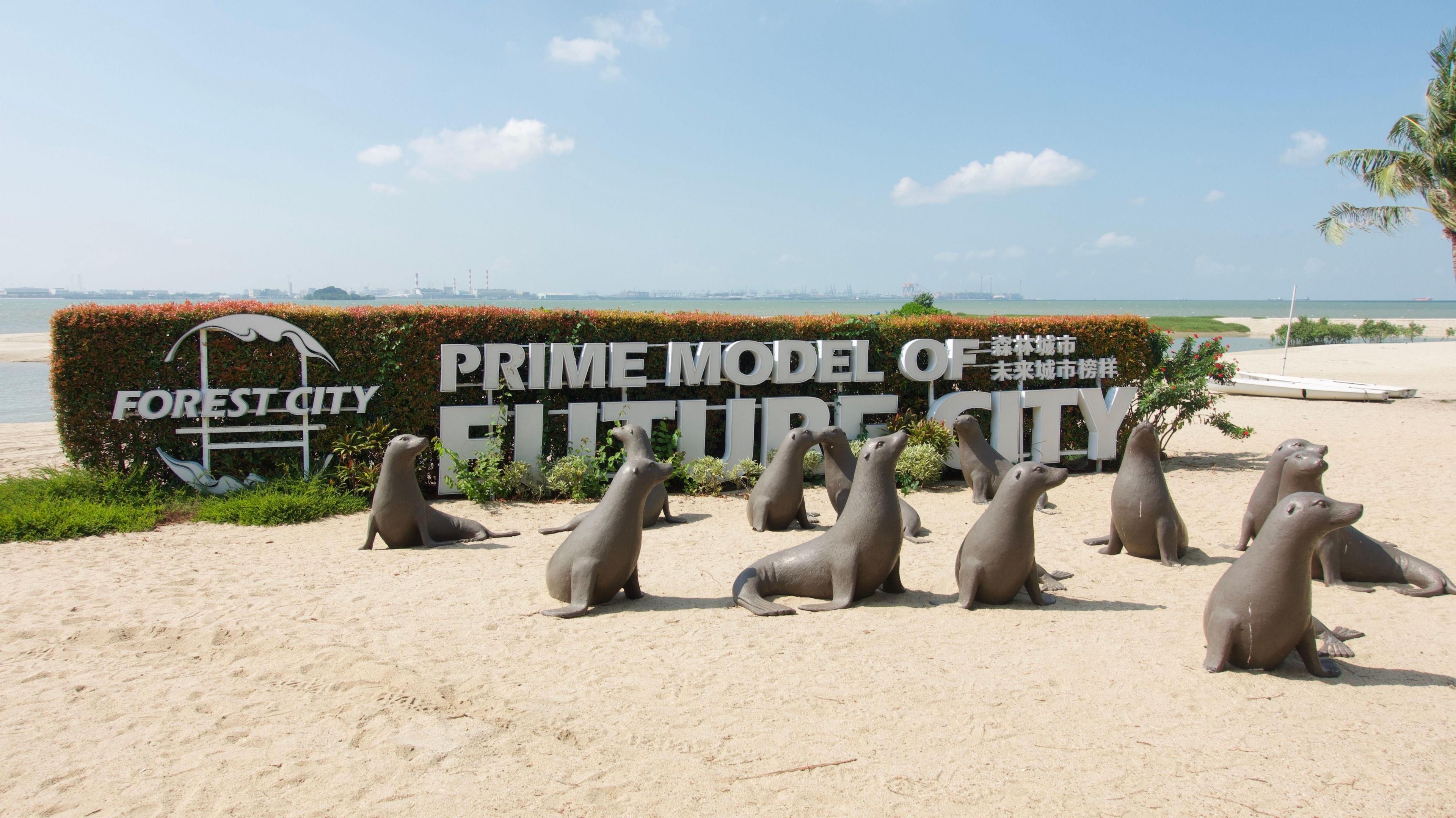 Image caption,The complex sits on Malaysia's southernmost tip, less than five kilometres (three miles) from Singapore