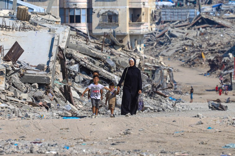 The Sheikh Radwan neighborhood in Gaza City on Saturday.Ramez Habboub / Middle East Images/AFP via Getty Images