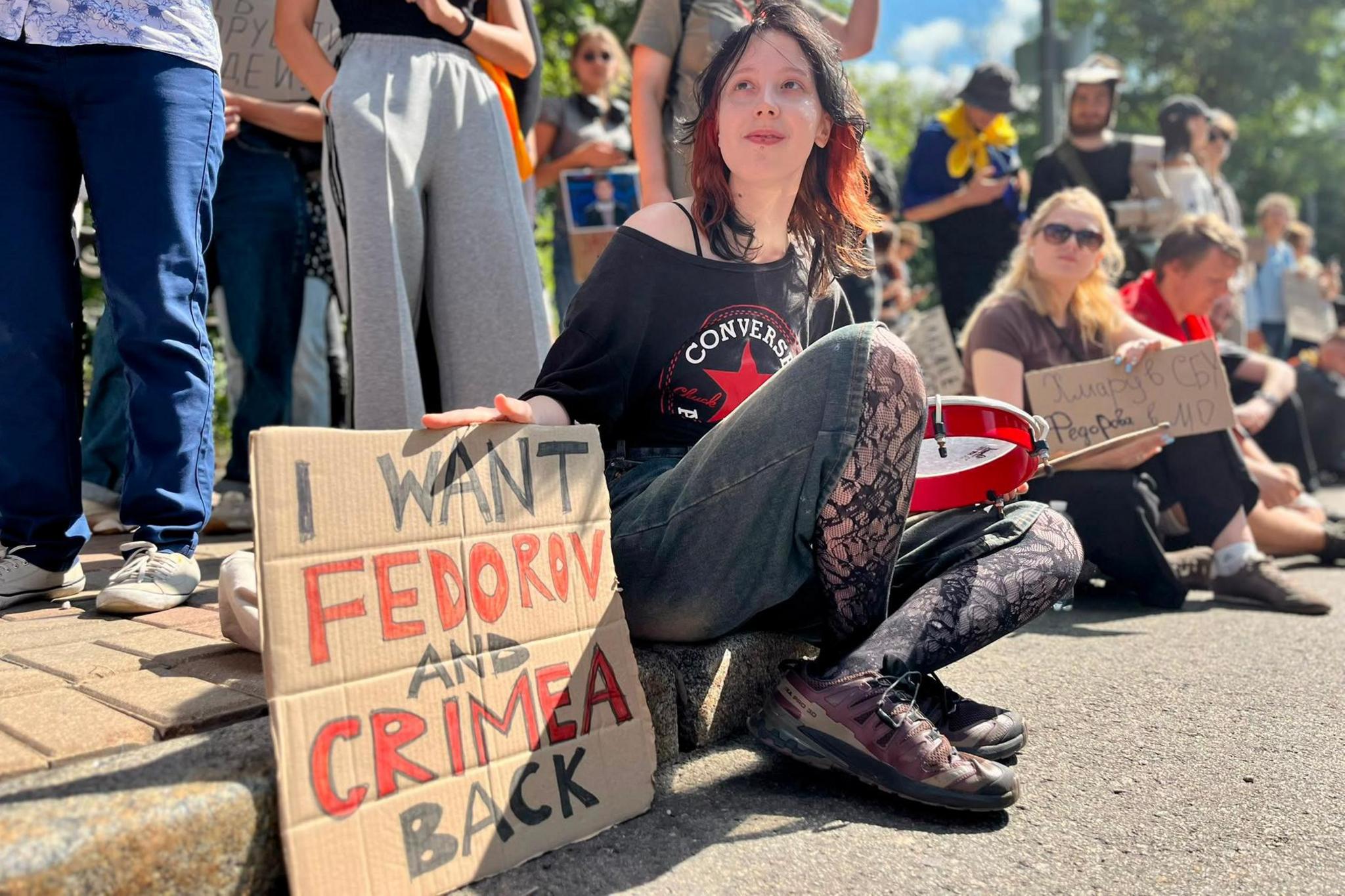 Image caption,Among the protesters calling for Fedorov's return was Maya, 24