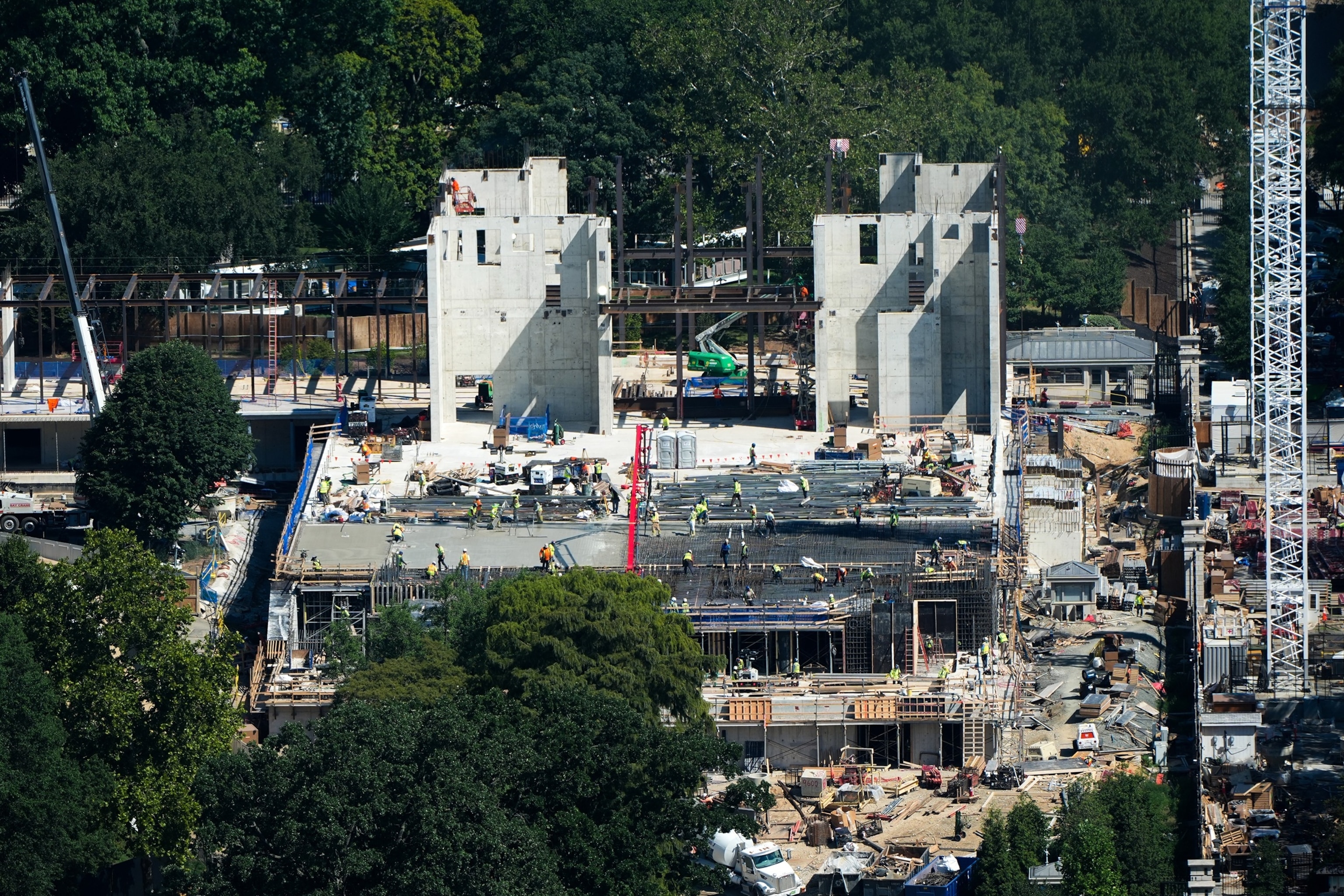 Workers continue construction on the new White House ballroom, as seen from the Washington Monument, Aug. 19, 2026, in Washington.Alex Brandon/AP Photo