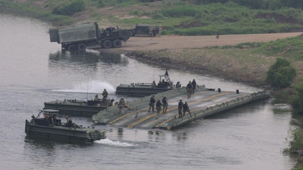 Image caption,US troops conduct a river-crossing drill in Paju as part of the exercises this week