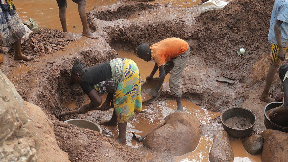 Image caption,The authorities want to make sure that children leave the site come September when the school term starts