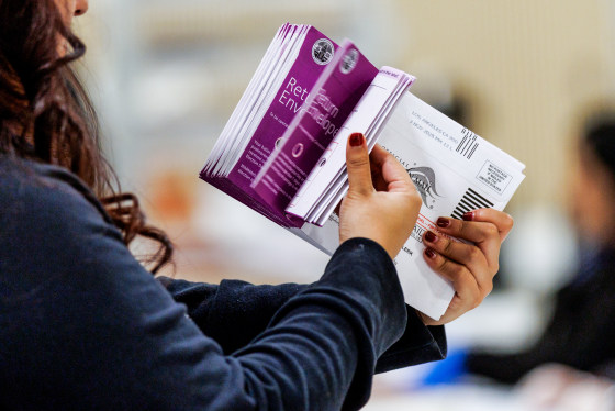 U.S. Postal Service headquarters in Washington.Erin Scott / Bloomberg via Getty Images file