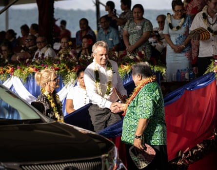 Prime Minister Tuilaepa Sailele Malielegaoi, right, shakes hands with Robert F Kennedy Jr at the the 57th Independence celebration in Mulinu’u, Samoa, on 1 June 2019.Photograph: Misiona Simo/AP