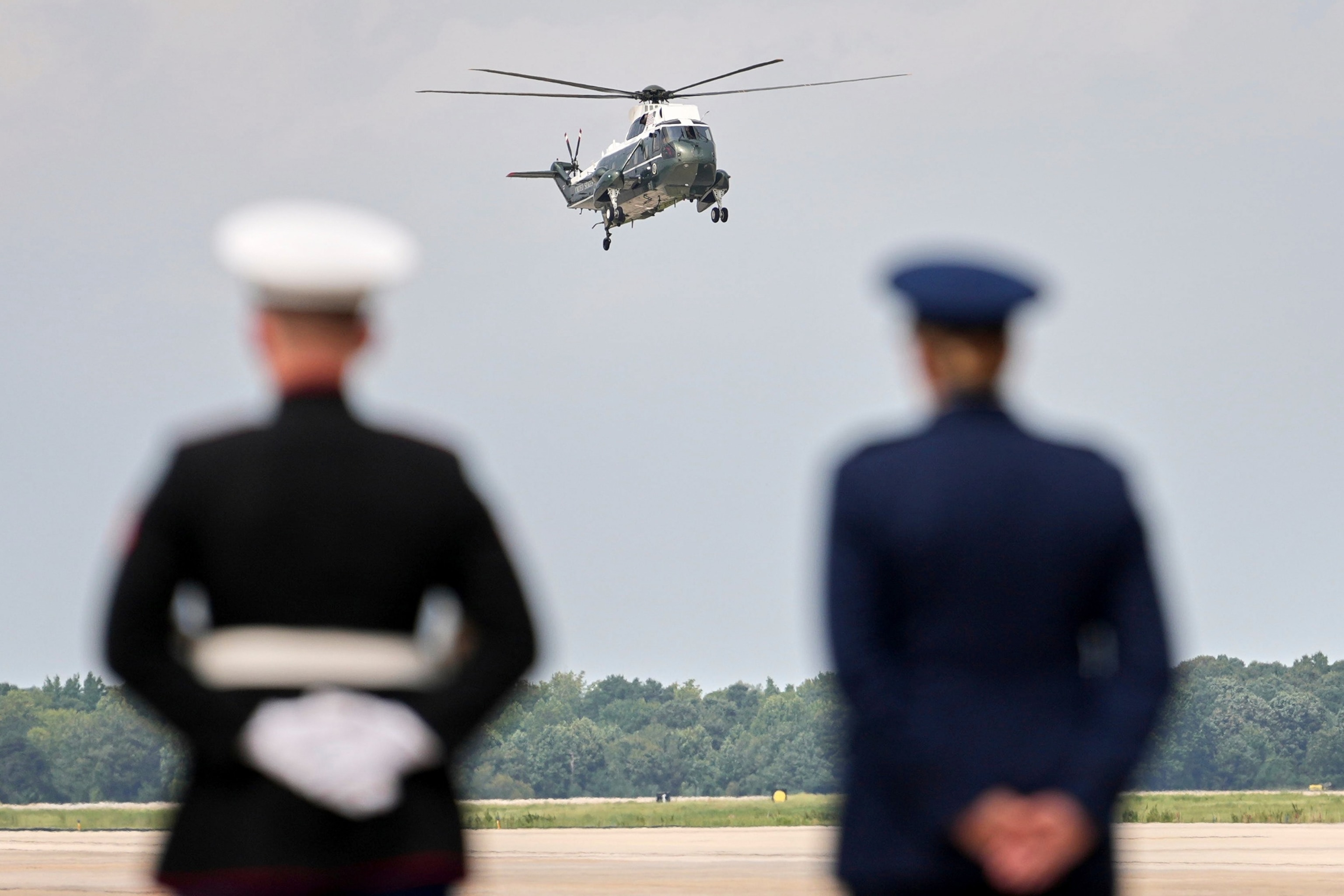 Marine One with President Donald Trump on board approaches, Aug. 27, 2026, at Joint Base Andrews, Md.Mark Schiefelbein/AP Photo