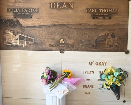 Dolly Parton’s burial site next to her late husband at Woodlawn Memorial Park and Mausoleum in Nashville.Photograph: Tammie Arroyo/AFF-USA/Shutterstock