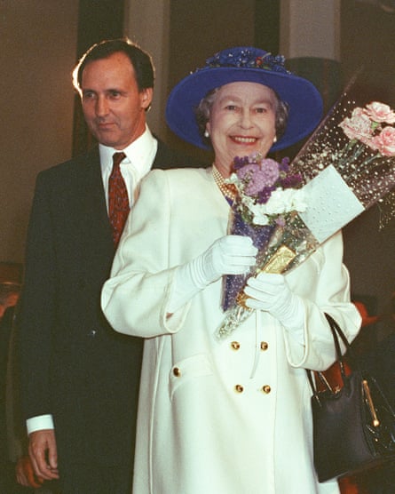 Queen Elizabeth and Paul Keating in 1992.Photograph: Stephen Dupont/AFP