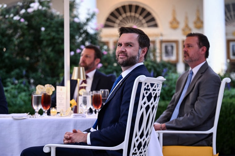 The dinner with Republican lawmakers comes after Trump told reporters Wednesday that he’ll help his party even though he is “not affected by the election.”Brendan Smialowski / AFP via Getty Images