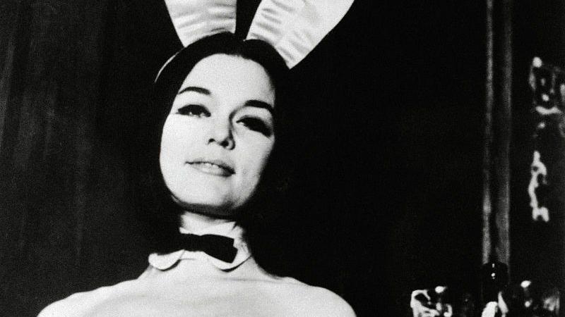 Image caption,Steinem's undercover work as a Playboy Bunny revealed a world of misogyny and exploitation