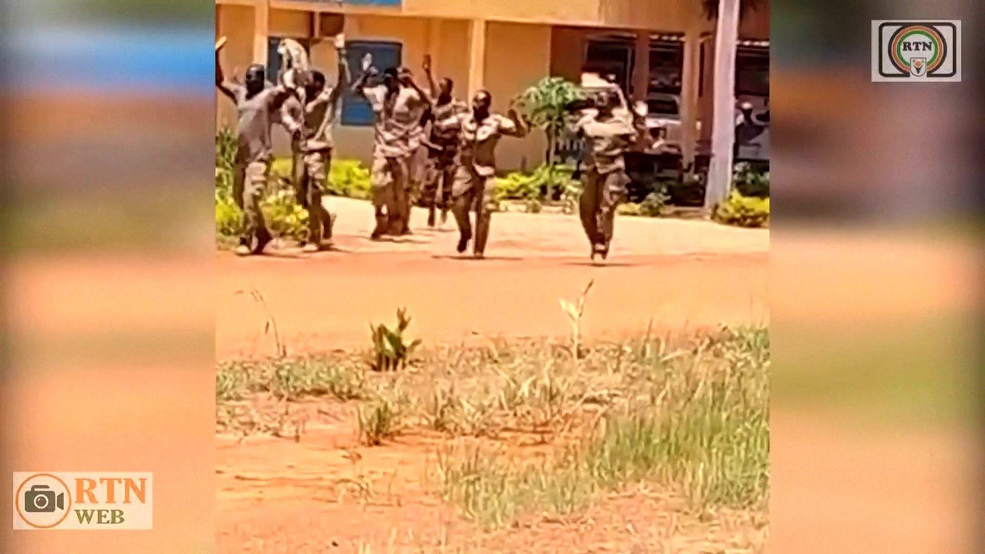 Image caption,After the mutiny was put down, state television broadcast images of the arrest of some of the soliders