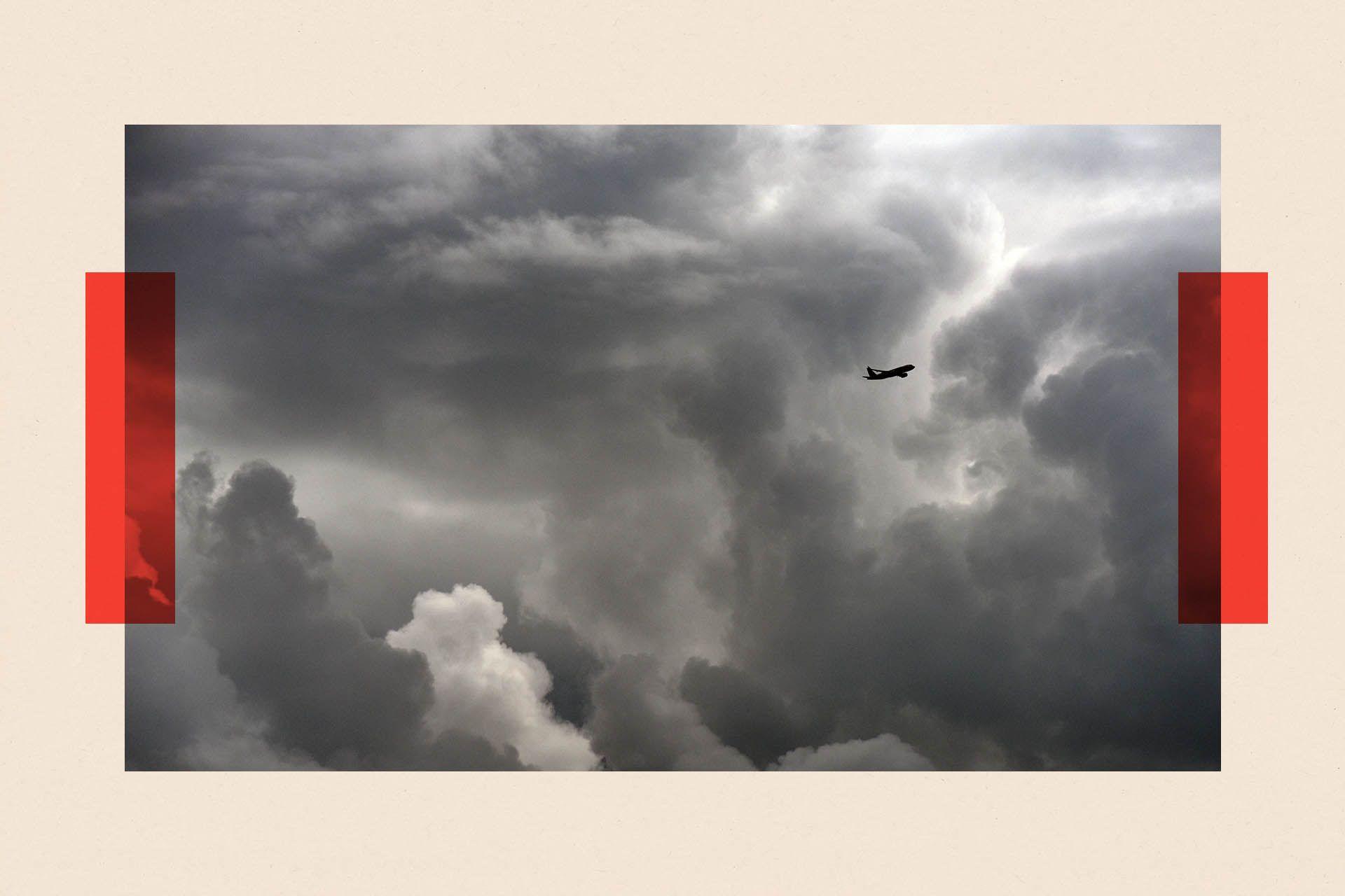 Image caption,New technology helps pilots navigate tricky flying conditions