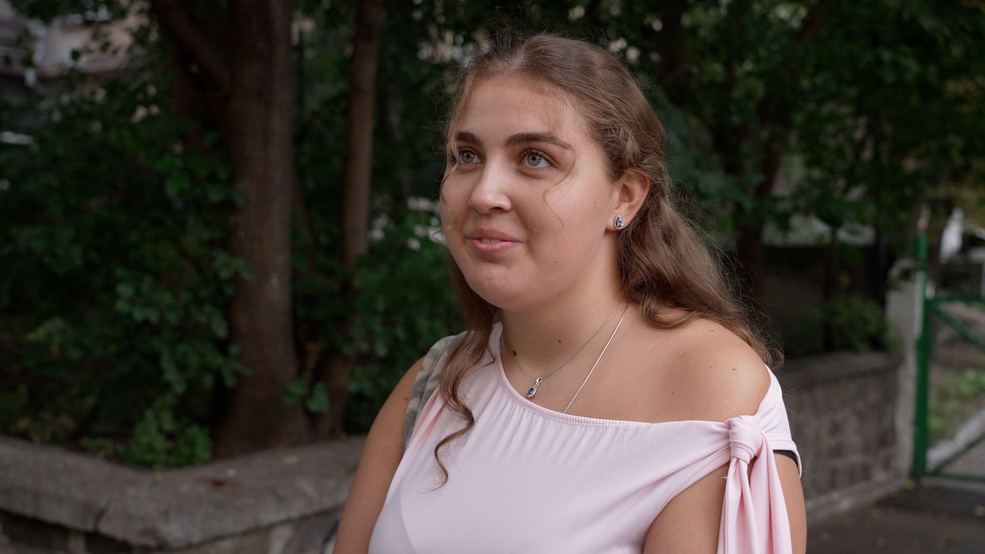 Image caption,Sophia, 17, said life is scary in the city at the moment
