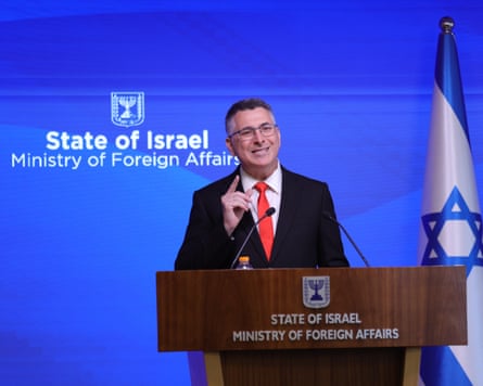 UK foreign secretary announces sanctions on trade with Israeli West Bank settlements – video